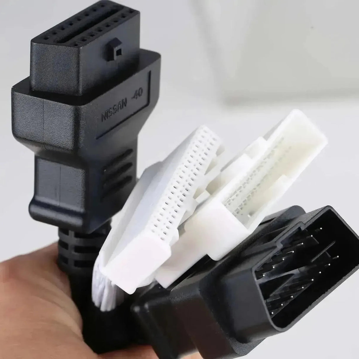 OBDSTAR | Cable adaptador Nissan 40 pines BCM a 16 pines OBD2 | Vehículos de pasajeros